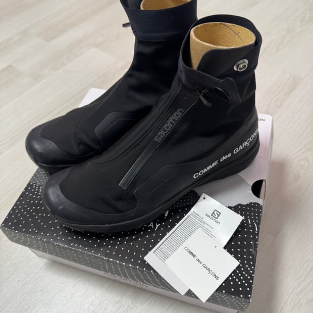 살로몬 x 꼼데가르송 알파인 블랙 275사이즈 