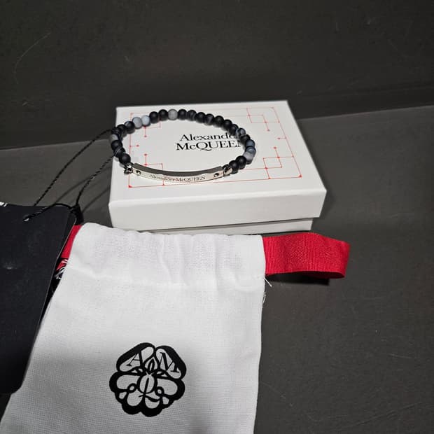 알렉산더 맥퀸 스컬 브레이슬릿/팔찌