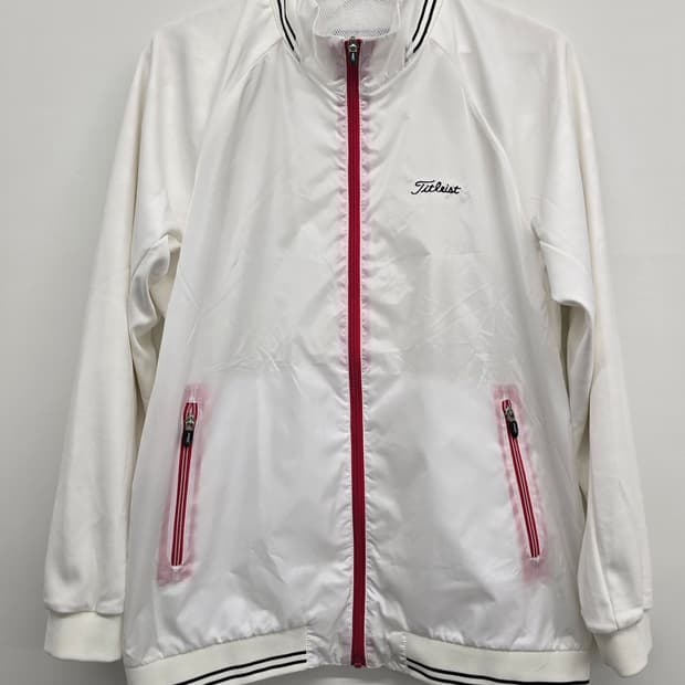 타이틀리스트 남성 바람막이.
싸이즈 105