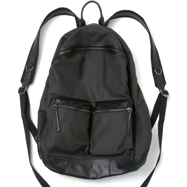 해칭룸 레더 데이팩 빅 차콜