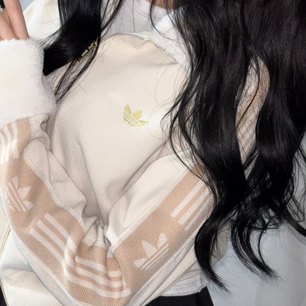 🐰아디다스 퍼 공주 여리 집업🪽🤍