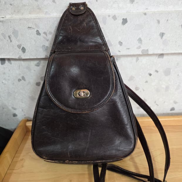 벨기에 벼룩시장 2way 크로스&백팩