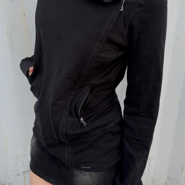 노드네피아 사선 하이넥 집업 파우닝 큐빈티지 샵502 