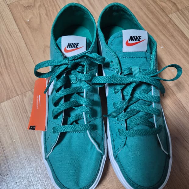 나이키 코트레거시 그린 275mm