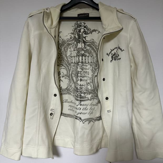버커루 아이보리 자켓