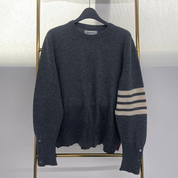 톰브라운 긴팔 니트