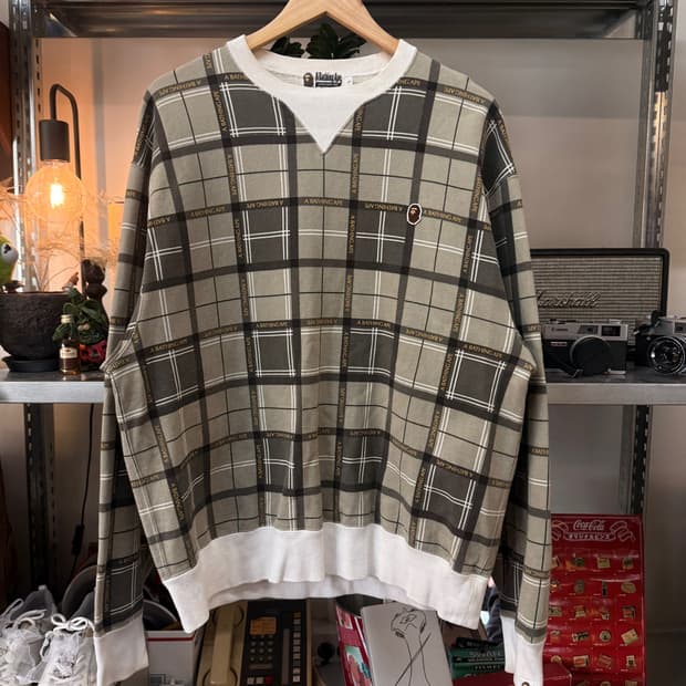 베이프 릴렉스핏 로고 체크 크루넥 릴렉스 핏 L L~XL 추천