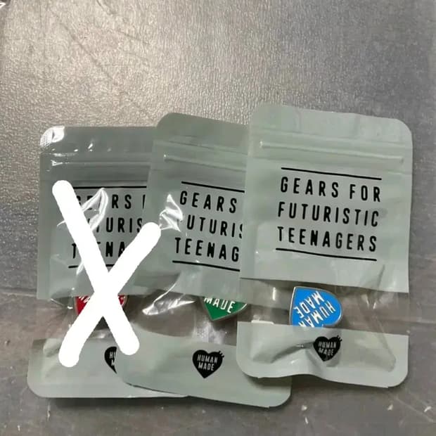 휴먼메이드 하트 핀 뱃지