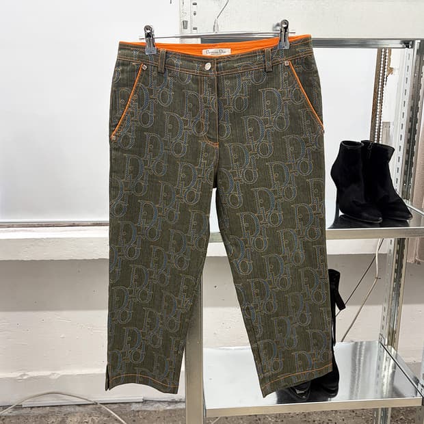 디올 by 존 갈리아노 2002S/S 오블리크 카프리