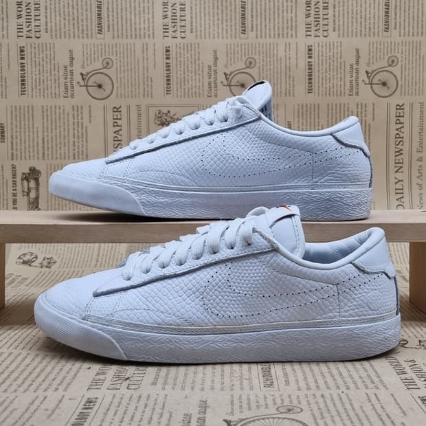 나이키 X 프라그먼트 에어줌 테니스 240