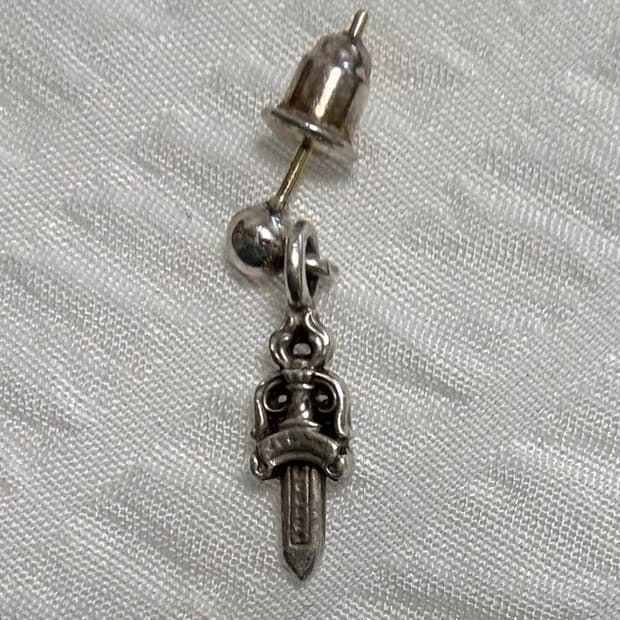 크롬하츠 대거 이어링