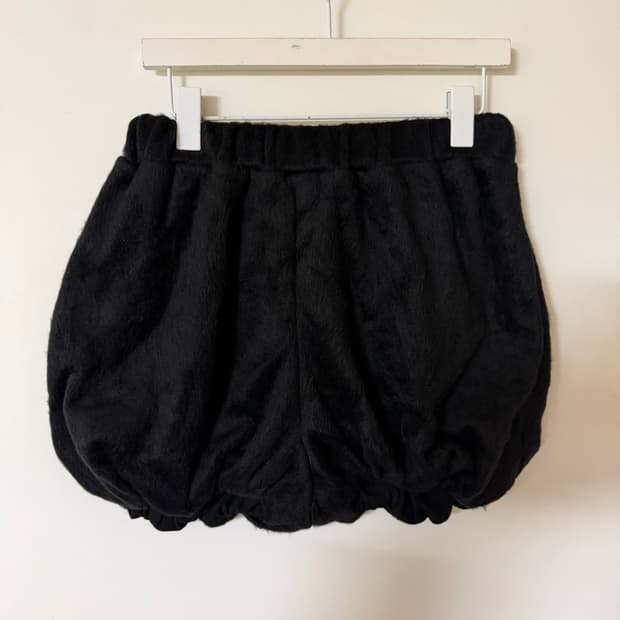 새상품 여자 모헤어 펌킨 반바지 (블랙)