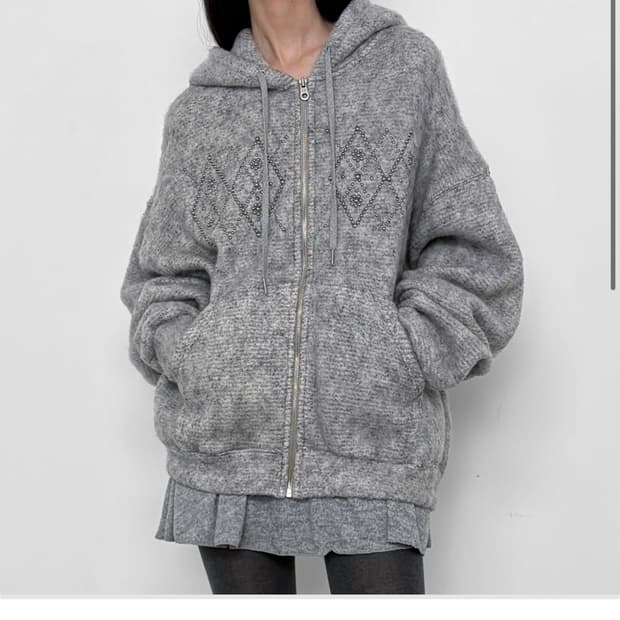 폴리수엠 니트집업