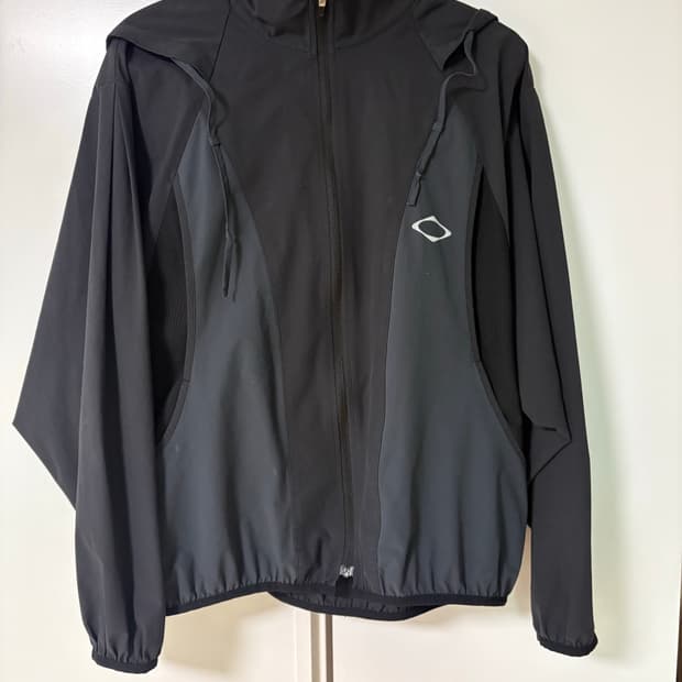 미스치프 바람막이