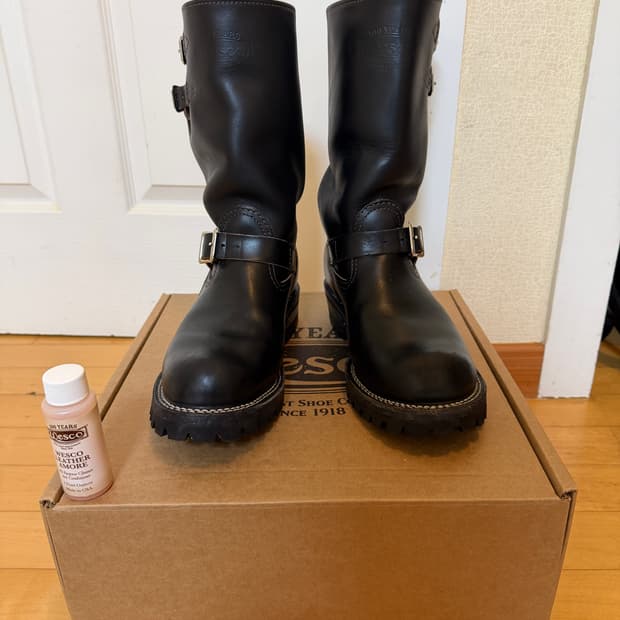 웨스코 보스 8E 블랙 홀스하이드 엔지니어부츠