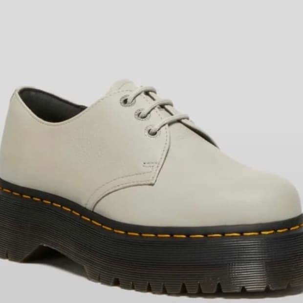 닥터마틴 쿼드 1461 웜 스톤