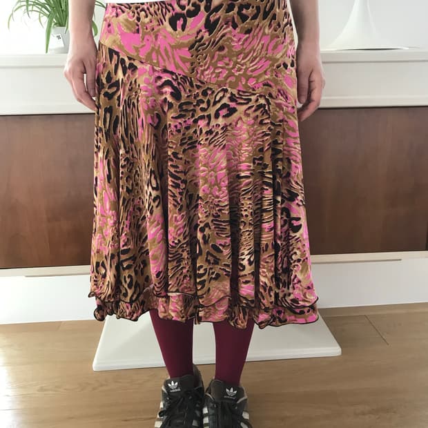 vintage pattern frill skirt