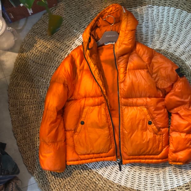 스톤아일랜드 일판 다운 파카 오렌지 L