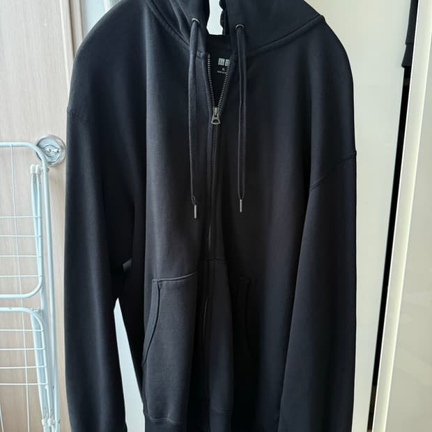 유니클로 후드집업 블랙 xl