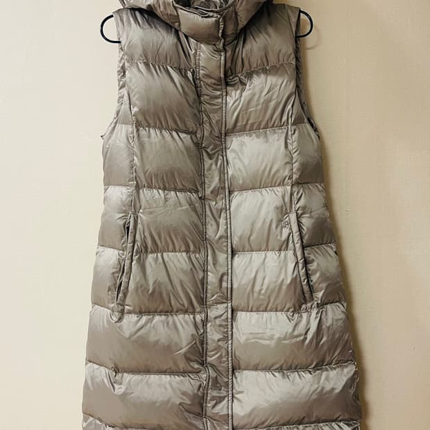 빈폴 여성 롱 구스 다운 경량 패딩 후드 조끼 55-66 솜털 90%