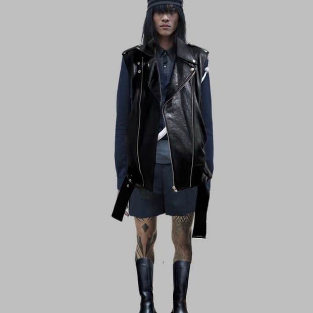 STEPPA  오버핏 메탈 엔젤윙 스터드 양가죽 베스트