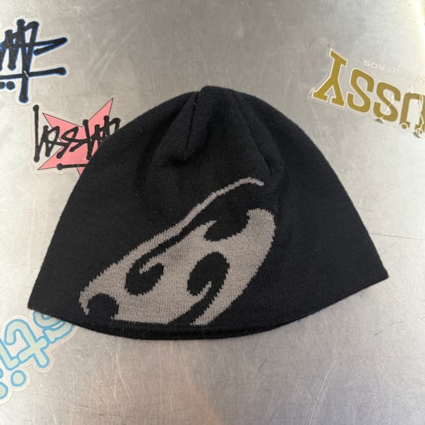 산산기어 22fw 비니 블랙