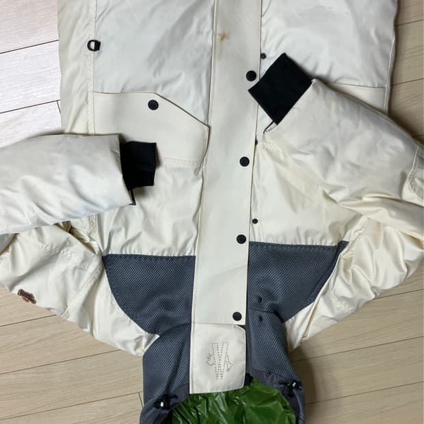 몽클레어 그레노블 오리털 보드복