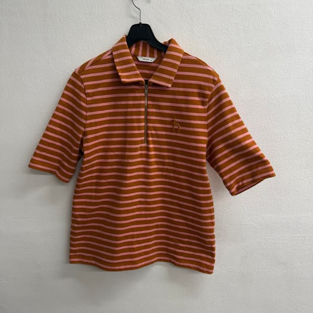 헤지스 브라운/핑크 스트라이프 반팔 티셔츠 95