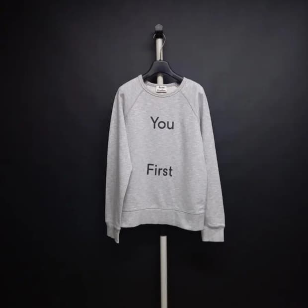 정품 아크네스튜디오 ACNE 맨투맨 남여공용 M