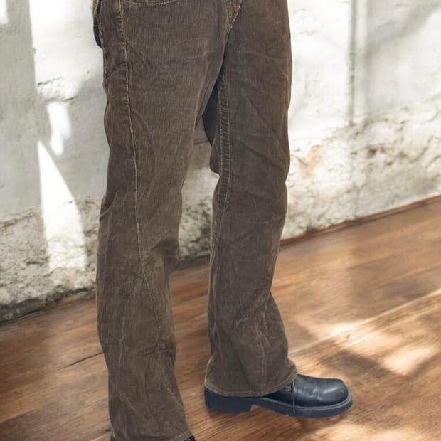 트루릴리전 부츠컷 코듀로이 누빔 팬츠