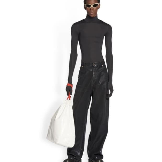 발렌시아가 코팅 배기진 블랙 xs