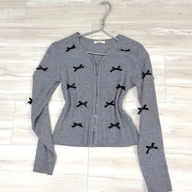 Ribbon point gray gardigan