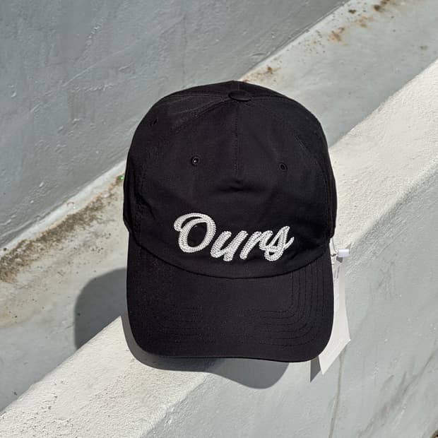 (새상품) 프라이빗 네이버스 ours 블랙 볼캡 모자