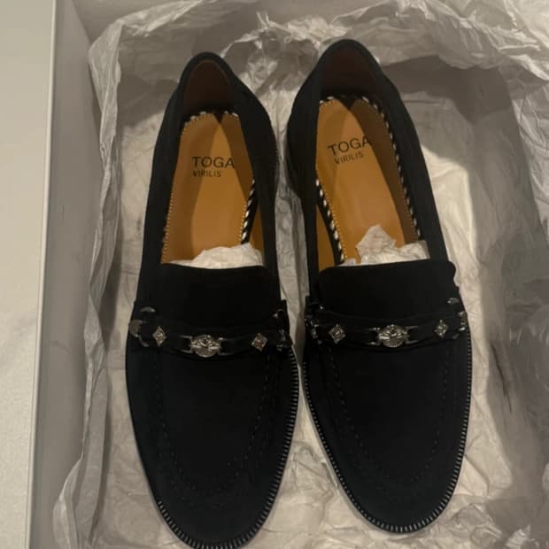 TOGA VIRILIS 토가 스웨이드 로퍼