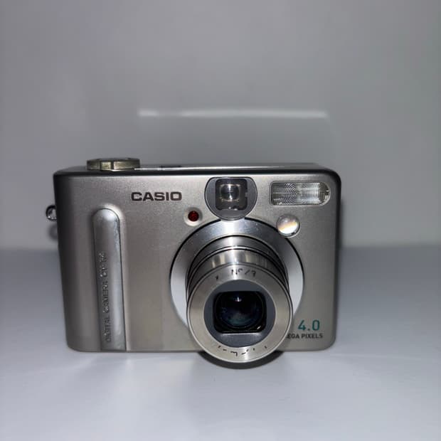 카시오QV-R4디카