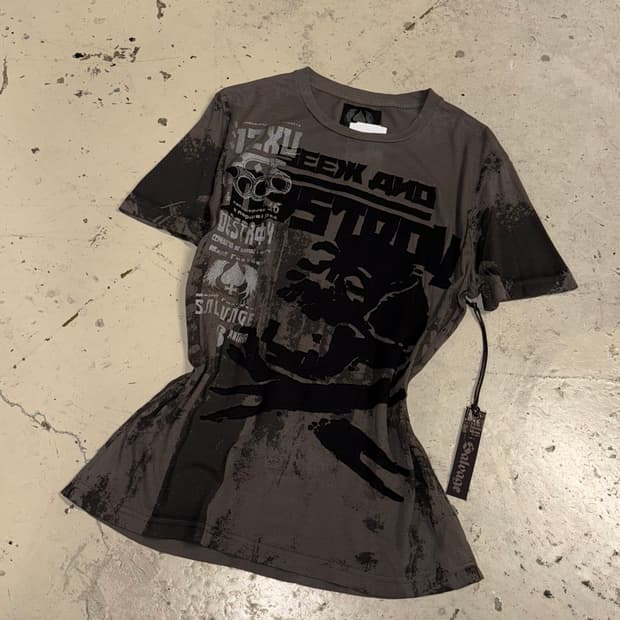 Salvage skull patch lettering top