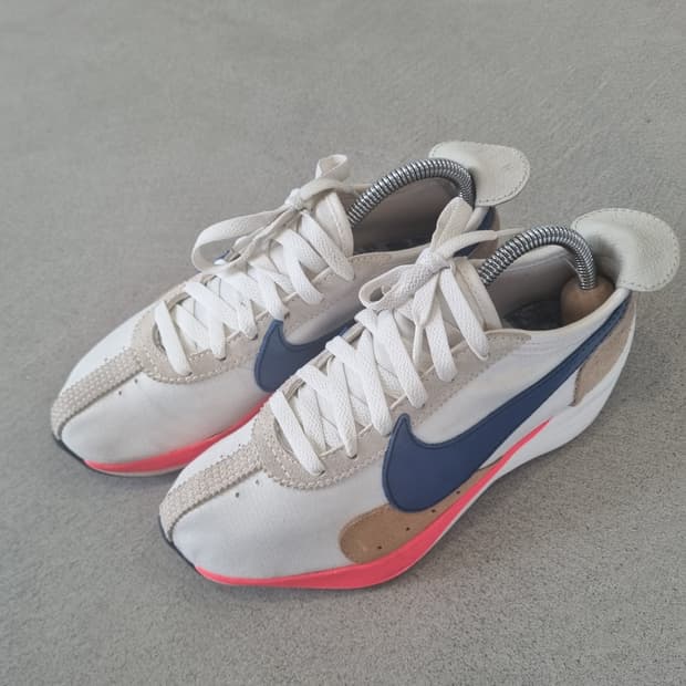 나이키 문레이서 240 세일솔라블루 흰파핑 상태깨끗