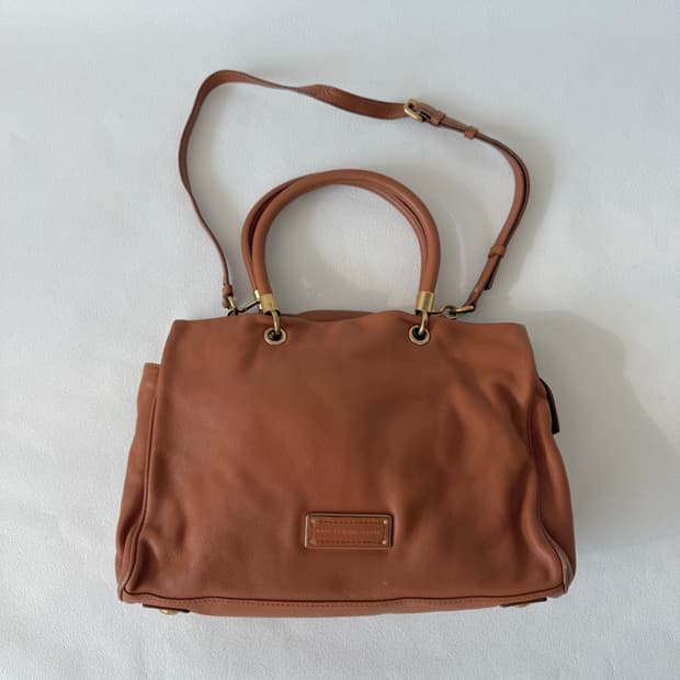 마크 바이 마크제이콥스(Marc by Marc Jacobs) 레더 토트백