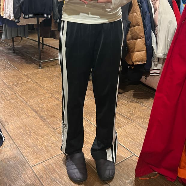 [HI] 아디다스 사이드라인 트랙 팬츠 블랙