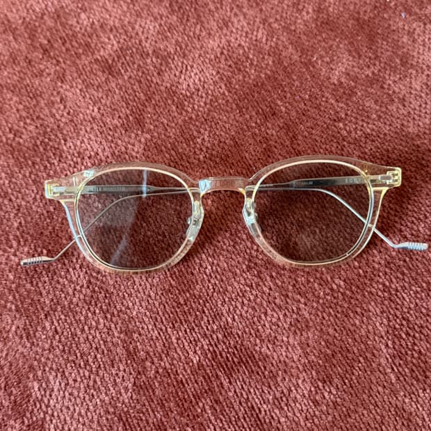 젠틀몬스터 에디 eddy 반투명 안경