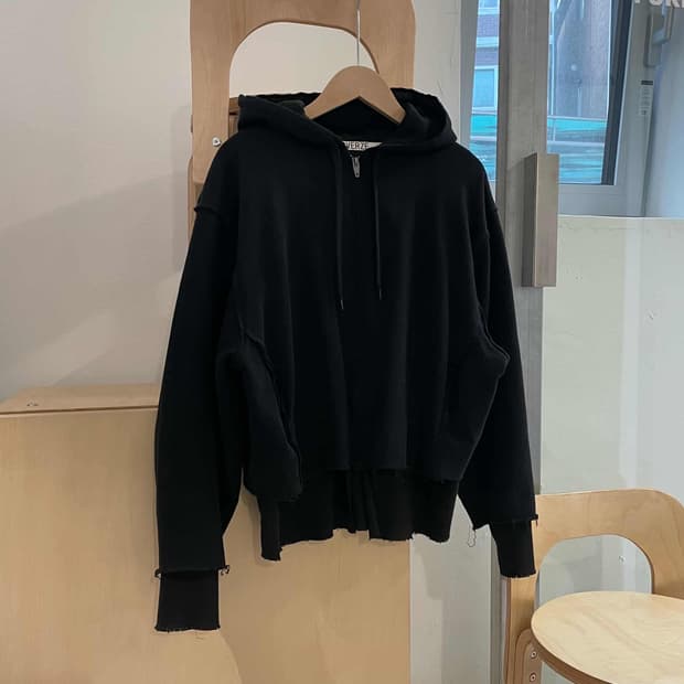 PERVERZE damage hood zipup 퍼버즈 데미지 후드집업