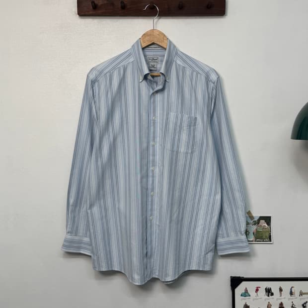 L.LBean Oxford shirt