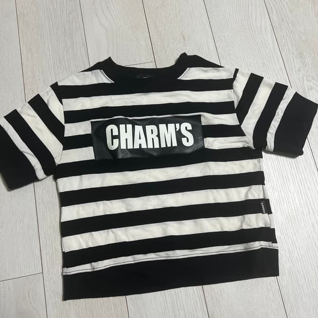 CHARM's 참스 크롭 반팔티셔츠