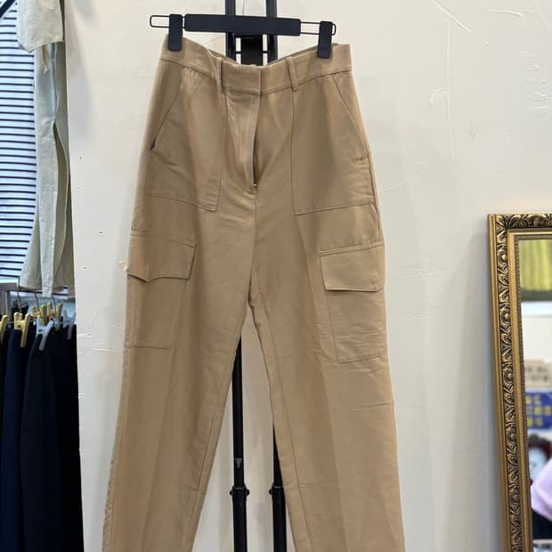 앤아더스토리즈 바지