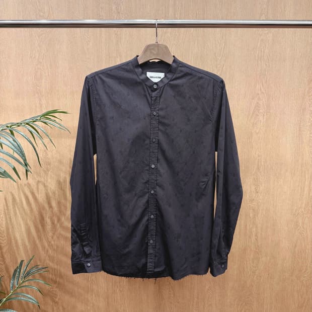 쟈딕 앤 볼테르 노카라 버튼 셔츠 미니 패턴 디테일 블랙