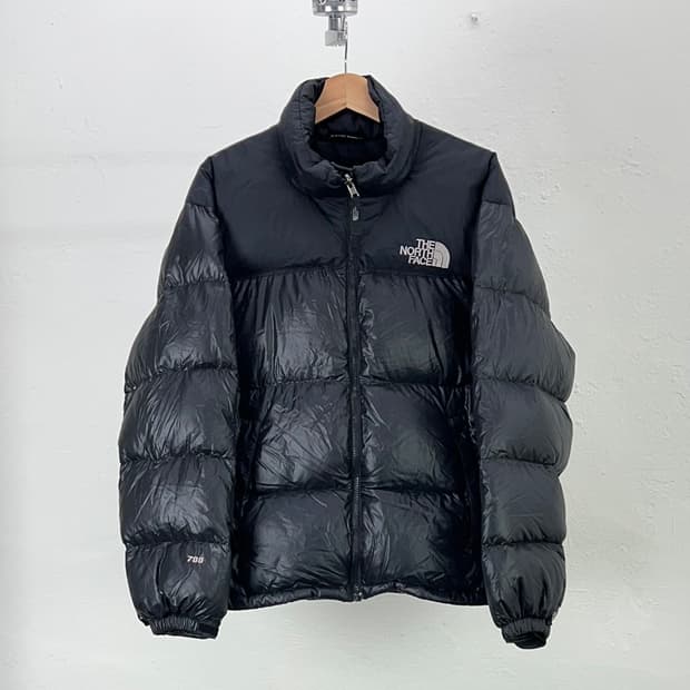 노스페이스 눕시 700 블랙 다운 패딩 자켓