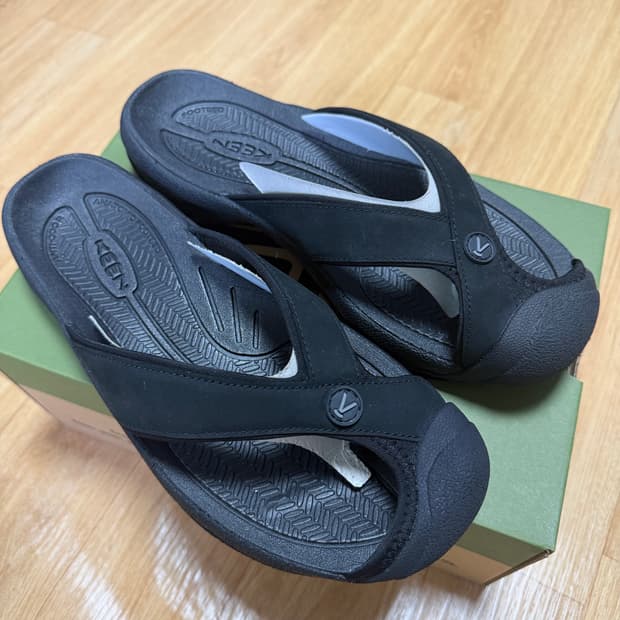 [새상품] 킨 와이메아 플립플랍 블랙 260mm / 킨 쪼리 keen