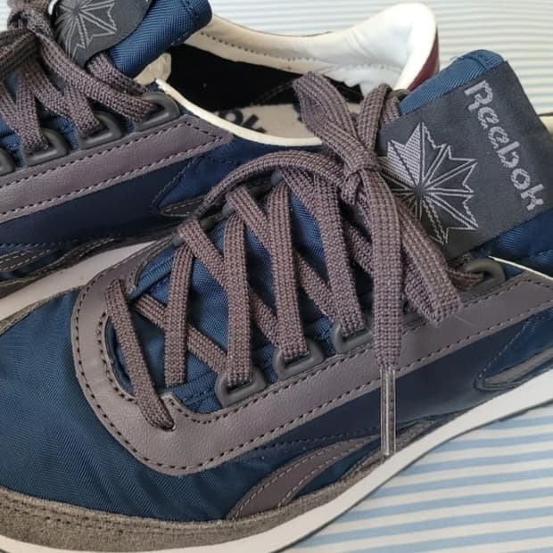 여성 리복 운동화 220