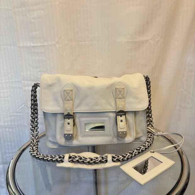 정품 발렌시아가 체인 메신저백    