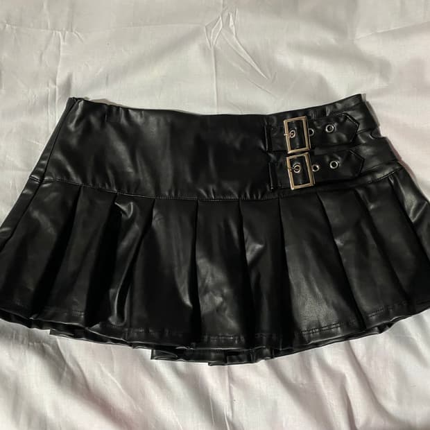 레더 벨트 스커트